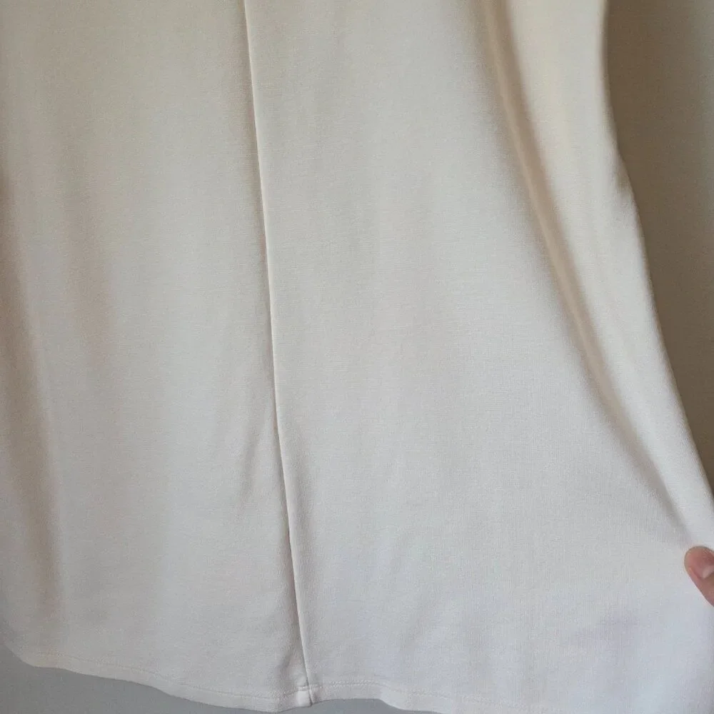 EUC LIKE NEW ANNE KLEIN CREAM BOATNECK BATWING TOP SIZE MEDIUM